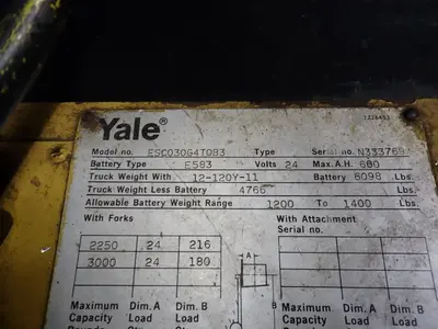 USED YALE ESC030G4T083
