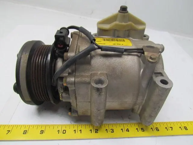 Ford X54H-19D629-AD RFX54H-190647-AB A/C compressor w/cluch