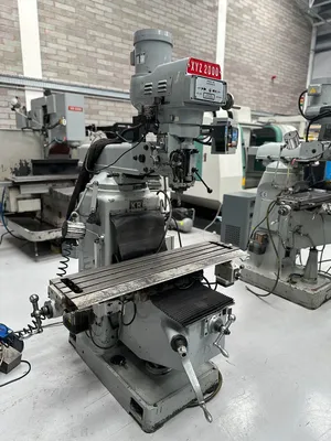 2018 XYZ PRO 2000 Vertical Mills | Charter Auctions (2)