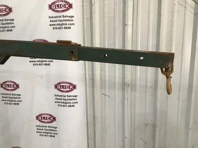 Beech B-10000W Reverse Boom Hoist Crane 1615-lb Lift Counterweighted