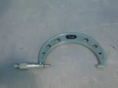 USED MITUTOYO 103220A