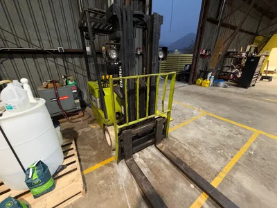 Used _UNKNOWN_ _UNKNOWN_ 3-Wheel Sit down Electric Counterbalance Forklifts Georgia US | Auction Management Corporation #1708780