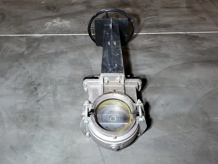 Used VICTAULIC V080795GNT1M001 Valves/Fittings British Columbia CA | Lenmark #255763