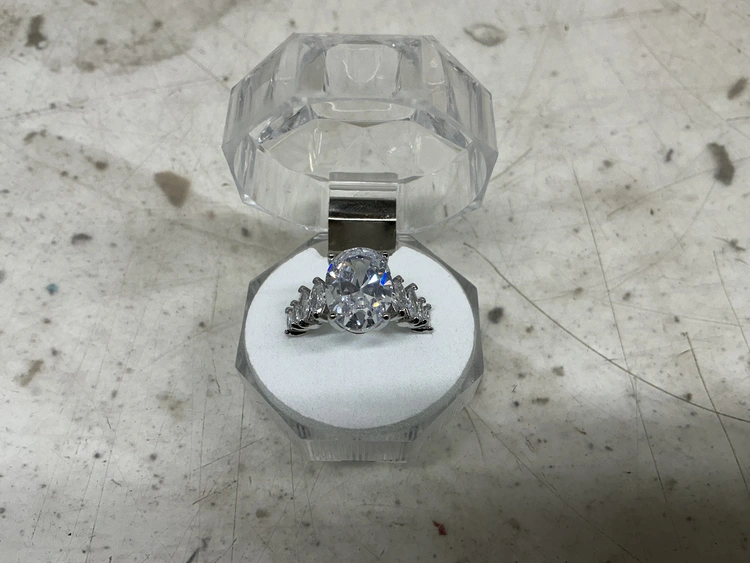 Used _UNKNOWN_ _UNKNOWN_ Jewelry & Gemstones Michigan US | Miedema Asset Management Group #1320108