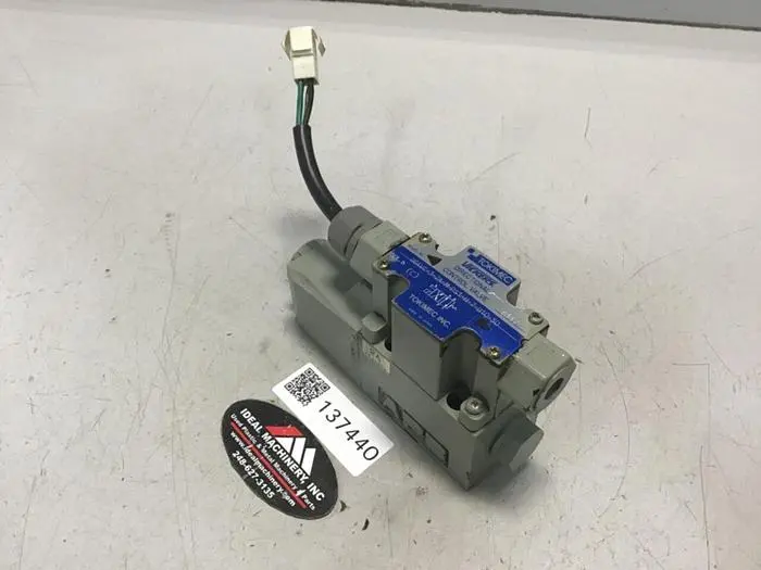 Used VICKERS DG4VC32AMPS1H7B1050 Valves/Fittings Michigan US | Ideal Machinery #588079
