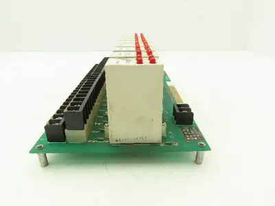 Gordos Arkansas PB-32Q Circuit Board with 8 IDC5Q 4-Channel input Modules