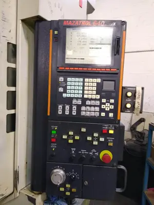 USED 2004 MAZAK VARIAXIS 730-5X