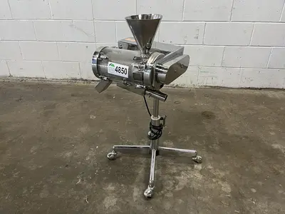 Tablet Deduster