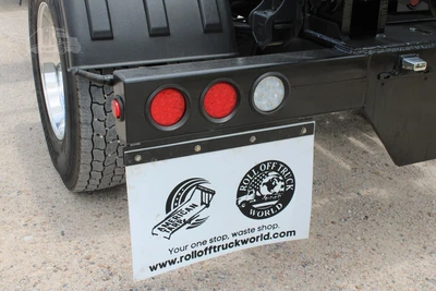 New | in-Stock 2027 MACK MD7 Rolloff Trucks Texas US | Roll Off Truck World #1491891