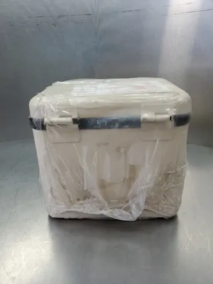 HOFFMAN D-866IS DEEP DRAWN INSTRUMENT ENCLOSURE 2-HINGE COVER. 4E-33