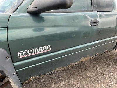 USED 1999 DODGE RAM 2500