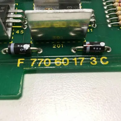 USED FUJI ELECTRIC F770 60 17 3C F77060173C UM12A-H01