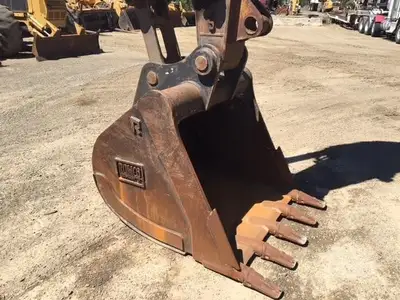 Used 2012 VOLVO EC220DL Crawler Excavators California US | Mittry Construction #1363469