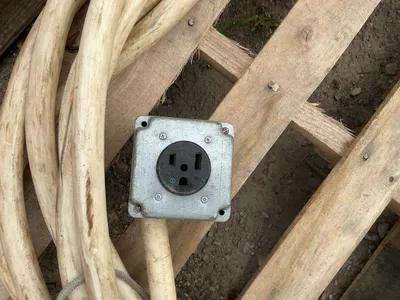 Used LEVITON UNKNOWN Misc Electrical & Power Parts Michigan US | Miedema Asset Management Group #1320113