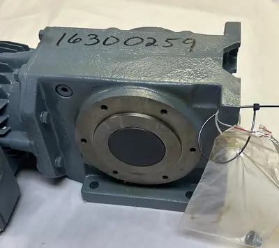 New | in-Stock BAUER SG2-21/DK64-163L-AS/V Motors (misc) | Surplus Asset Holdings #1204927