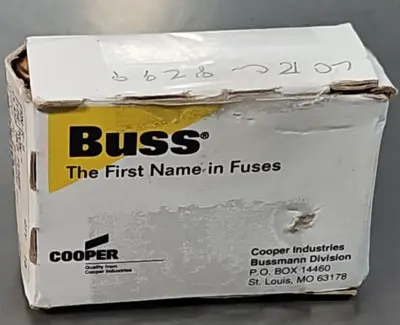 Bussmann FRN-R-9 Time-Delay Fuse Box W/ 8 Loc4D46