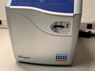 USED Qiagen QIAxpert