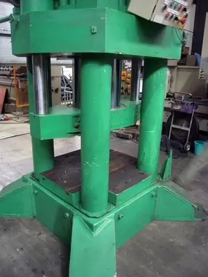 USED IMAC FORGING 750 TON