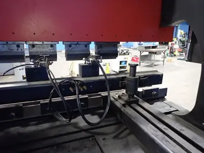 USED AMADA FBD1025