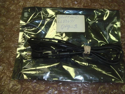 USED Space Shuttle-D LL80671