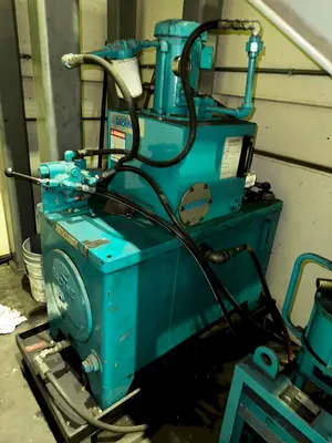 USED VICKERS S10