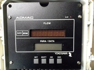 Yokogawa Magnetic Flow Converter model AM11-ASA1A-000*A