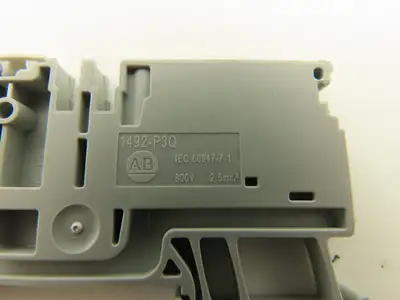 Allen Bradley 1492-P3Q Feed-Through Terminal Block Gray 4 Wire 2.5mm² Lot of 50