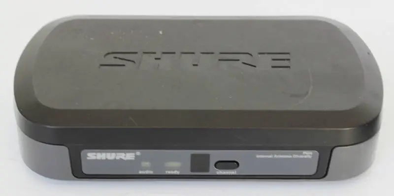 Shure PG4, Internal Antenna Diversity 662 - 874 MHZ Powers Up