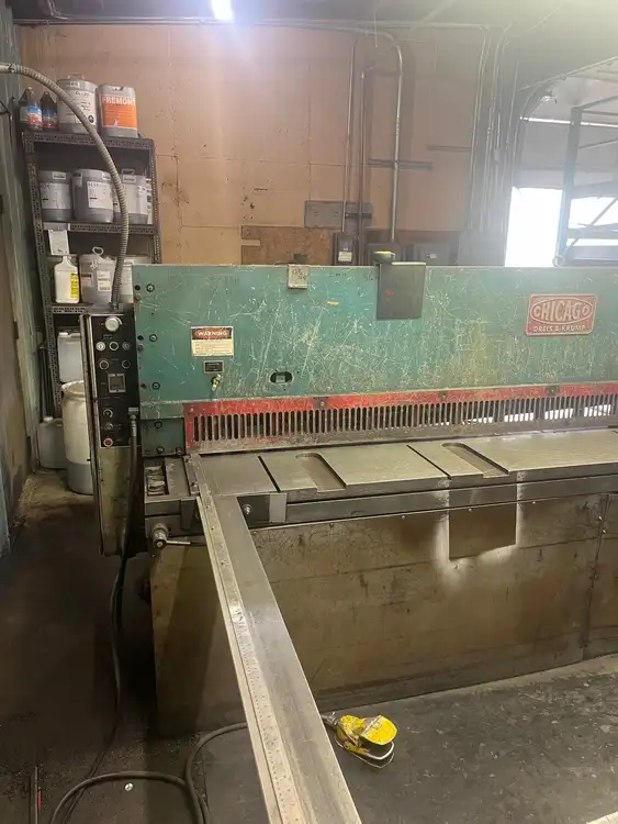 Used 1900 CHICAGO HS3165 Sheet Metal Shears Wisconsin US | Revelation Machinery #405403
