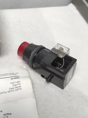 New | in-Stock SIEMENS 52PX4B2 Miscellaneous Equipment (Electrical & Power) | Surplus Asset Holdings #1189897