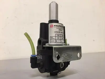 USED FAIRCHILD 10222 PNEUMATIC PRESSURE REGULATOR MAX 500 PSIG 35 BAR 3500 KPA