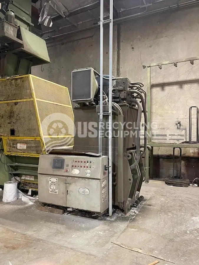 USED 1997 BOLLEGRAAF HBC-110 AUTO TIE BALER WITH HBT 1216-2000 CONVEYOR