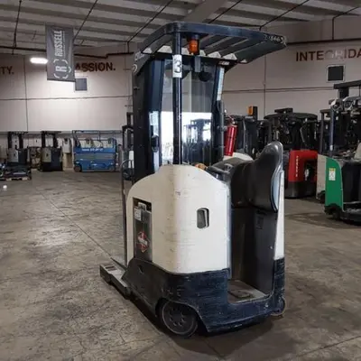 USED 2016 CROWN RR5725-45