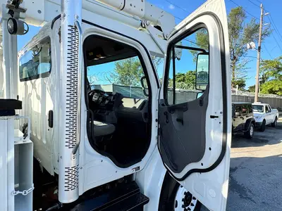 Used 2015 TEREX HR46M Bucket (boom) trucks Florida US | Truck and Van Outlet #1509249
