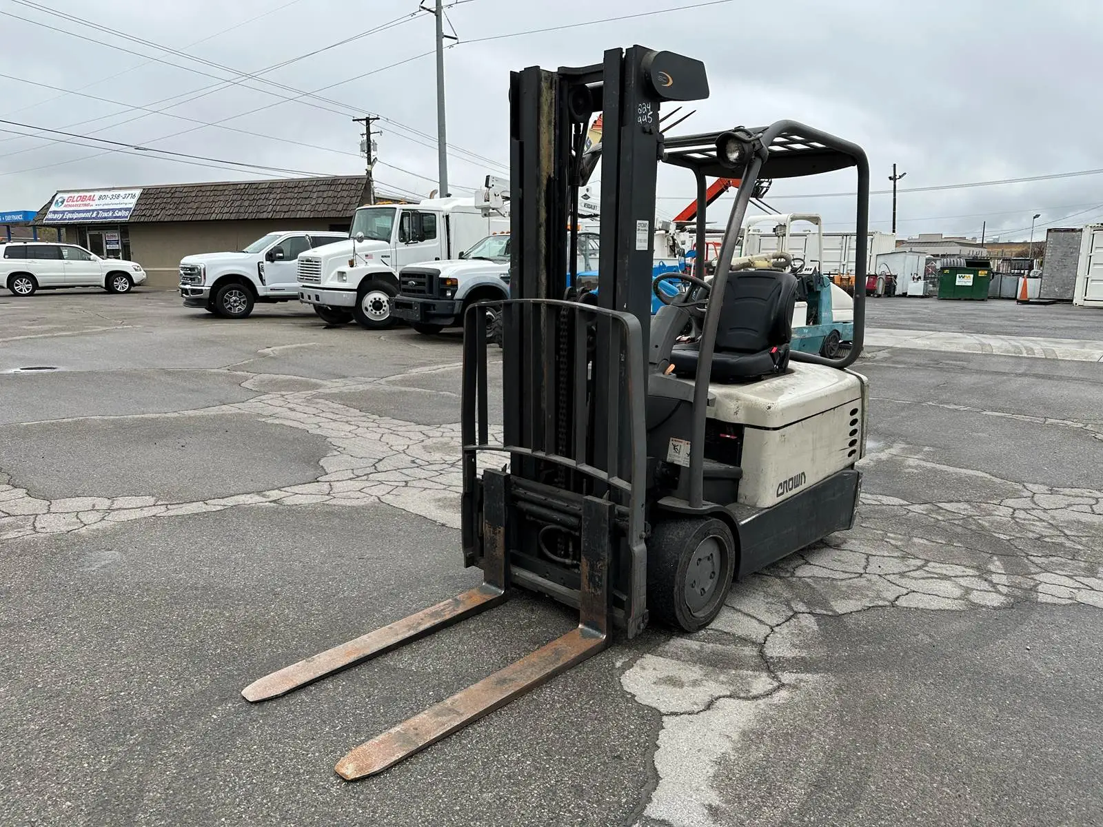 Used 2005 CROWN SC4040-35 4-Wheel Sit down Electric Counterbalance Forklifts Utah US | Global Remarketing #1286008