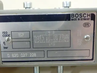 USED BOSCH 0 820 027 228