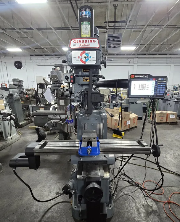 Used CLAUSING KONDIA FV-1 Vertical Mills Kentucky US | Machinery Central #230229