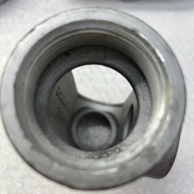 NEW CROUSE-HINDS 1 1/2 TB-57  1 1/2 T 57