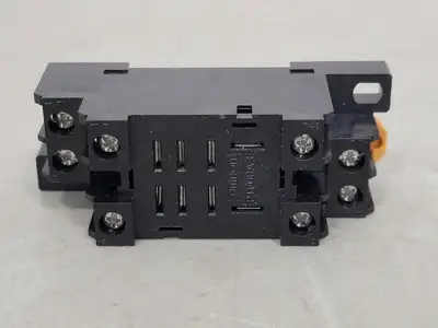 NEW OMRON PTF08A-E