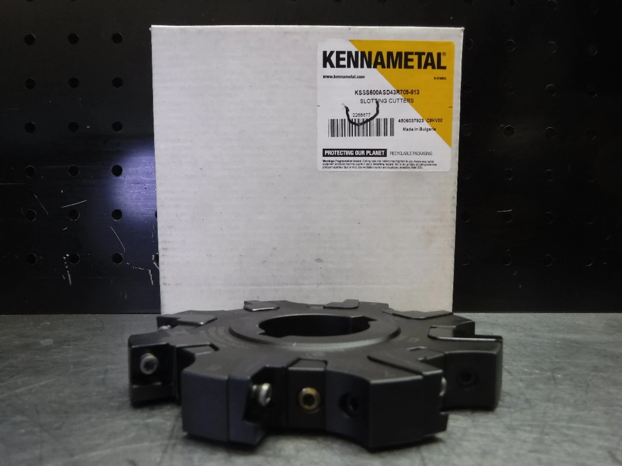 Kennametal 5" Half-Side Cutting Slot Milling Cutter KSSS500ASD43R709-813 (LOC700)