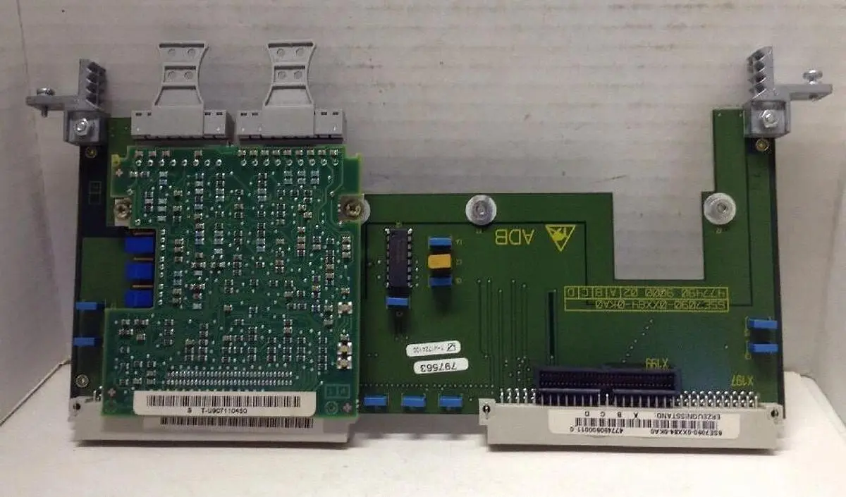 New | in-Stock SIEMENS 6SE7090-0XX84-0KA0 VERSION A I/O Boards & Replacement Parts Ohio US | Surplus Asset Holdings #1233613