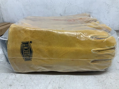 Used _UNKNOWN_ _UNKNOWN_ Gloves Michigan US | Miedema Asset Management Group #1413653