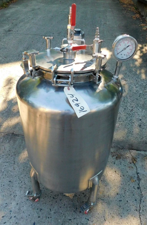 Used 40 GALLON TANK 40 GALLON Stainless Steel Tanks New Jersey US | Champion Trading Corporation #424634