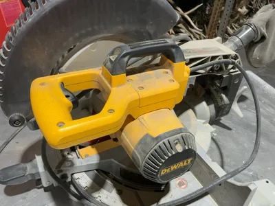 Used _UNKNOWN_ _UNKNOWN_ Miter Saws Michigan US | Miedema Asset Management Group #1295054