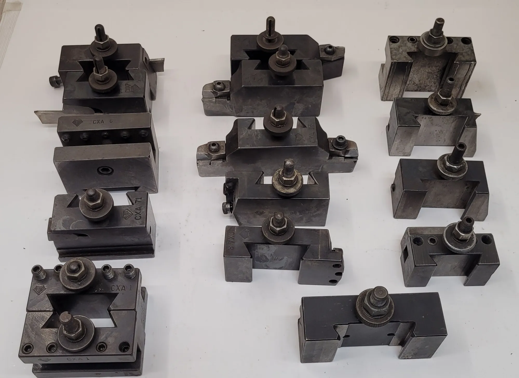 USED ALORIS Tool Post Holder