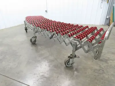 NestaFlex 376  30"W x 12' 8" Expandable Gravity Flex Conveyor Plastic Skatewheel