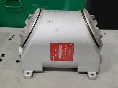 USED CROUSE-HINDS FLS30364-1-33