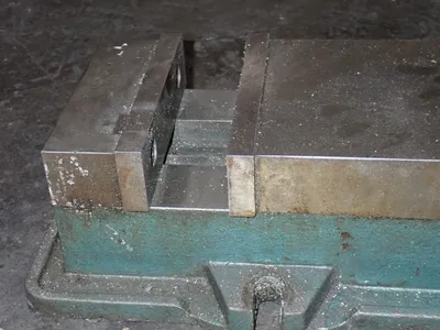 6" Vise