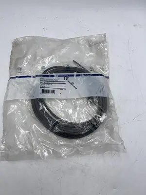 New | in-Stock TELEMECANIQUE TELEMECANIQUE XZC PLZ41L5 Misc Electrical & Power Parts | ND Industrial Surplus #1214586