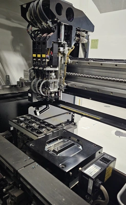 2008 PANASONIC DT401-F MODULAR MULTI-FUNCTIONAL PLACEMENT MACHINE Flex Mounter | Tekmart International Inc. (13)